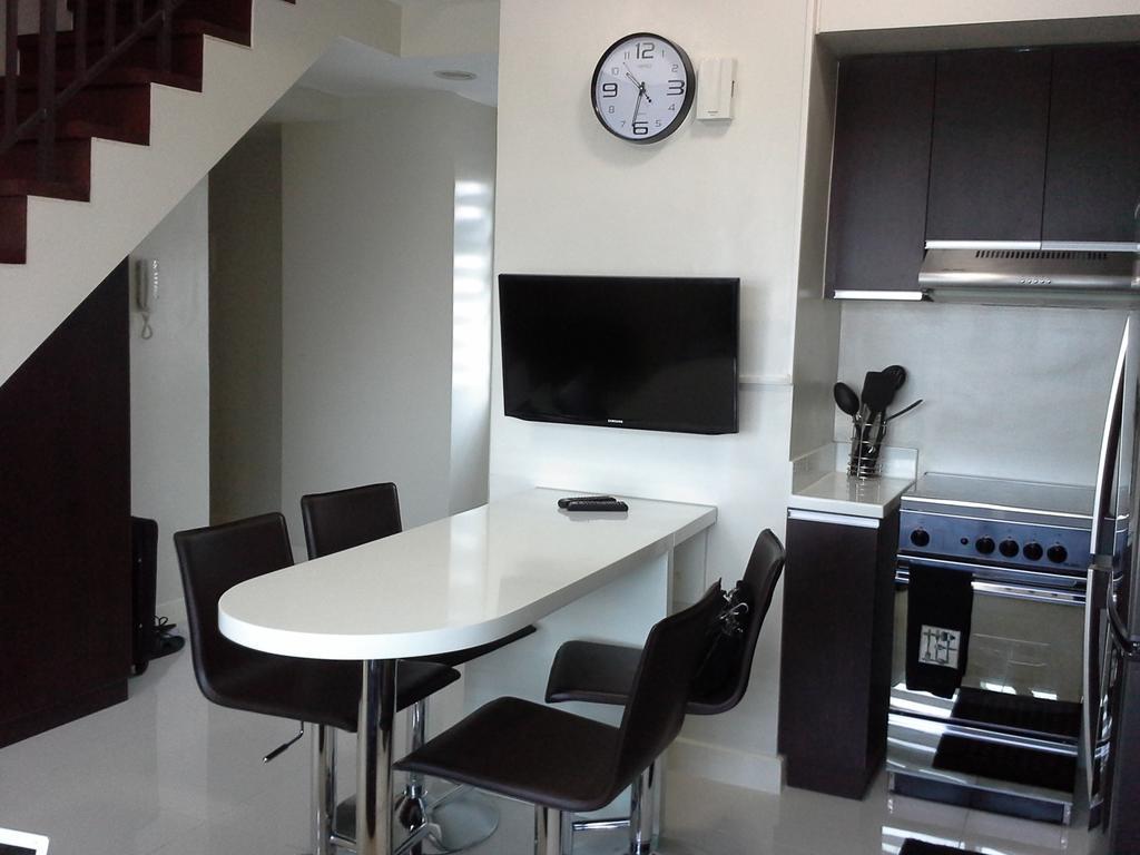 Apartmán Eton Parkview Makati City Exteriér fotografie