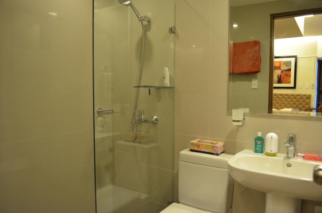 Apartmán Eton Parkview Makati City Exteriér fotografie